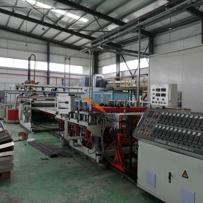 Coextruion पीवीसी बोर्ड बनाने की मशीन