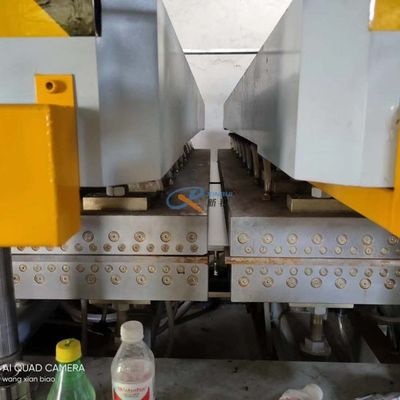 380V 18 मिमी निर्माण प्लास्टिक बोर्ड बनाने की मशीन