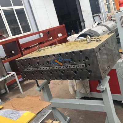 SJSZ80 WPC पीवीसी खोखले दरवाजा पैनल उत्पादन लाइन