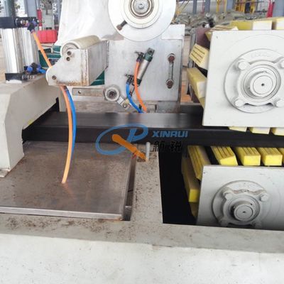 Coextrusion प्लास्टिक प्रोफाइल मशीन